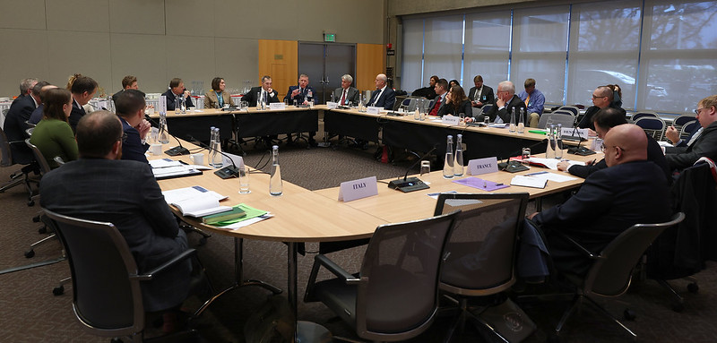 U.S. Ambassador to the Conference on Disarmament (@usambcd) on Twitter photo Concluded the πΊπΈ/π³π±-hosted Int'l Contact Group on Civilian Harm Mitigation & Response (CHMR) Dec. 6, with Govt. & NATO reps continuing the discussion on policies & best practices to reduce civilian harm in armed conflict. Together, we can make a difference. π¦πΊπ¦πΉπ§πͺπ©π°π©πͺπ«π·π³π±π³π΄π¬π§πΊπΈ Concluded the πΊπΈ/π³π±-hosted Int'l Contact Group on Civilian Harm Mitigation & Response (CHMR) Dec. 6, with Govt. & NATO reps continuing the discussion on policies & best practices to reduce civilian harm in armed conflict. Together, we can make a difference. π¦πΊπ¦πΉπ§πͺπ©π°π©πͺπ«π·π³π±π³π΄π¬π§πΊπΈ