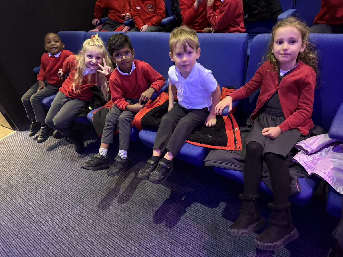 Miss Davis tweet media