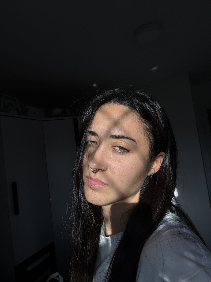 Msanchez161's tweet image. te lo explicaría pero no lo entenderías