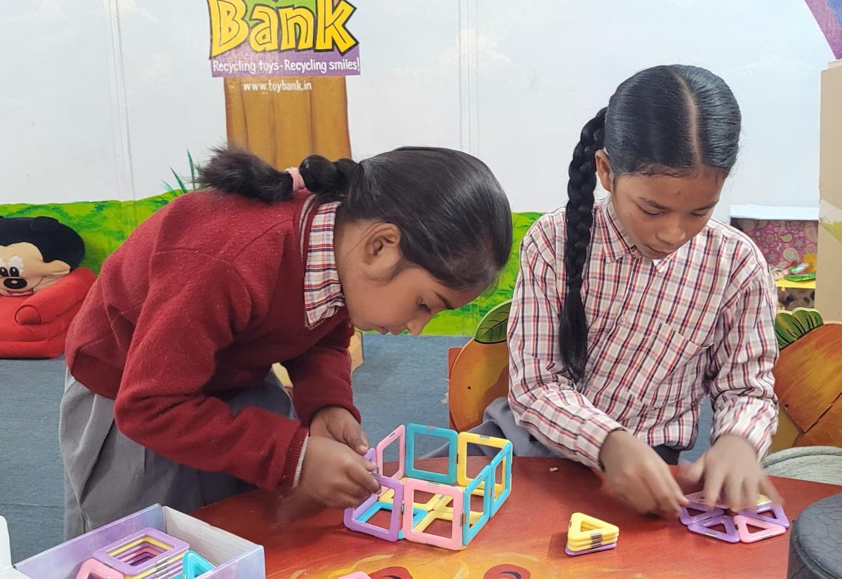 It’s #universal, and it’s #powerful

Engaging with building blocks and various construction #toys can significantly influence #children's cognitive development. Such building activities foster creativity and refine essential skills.