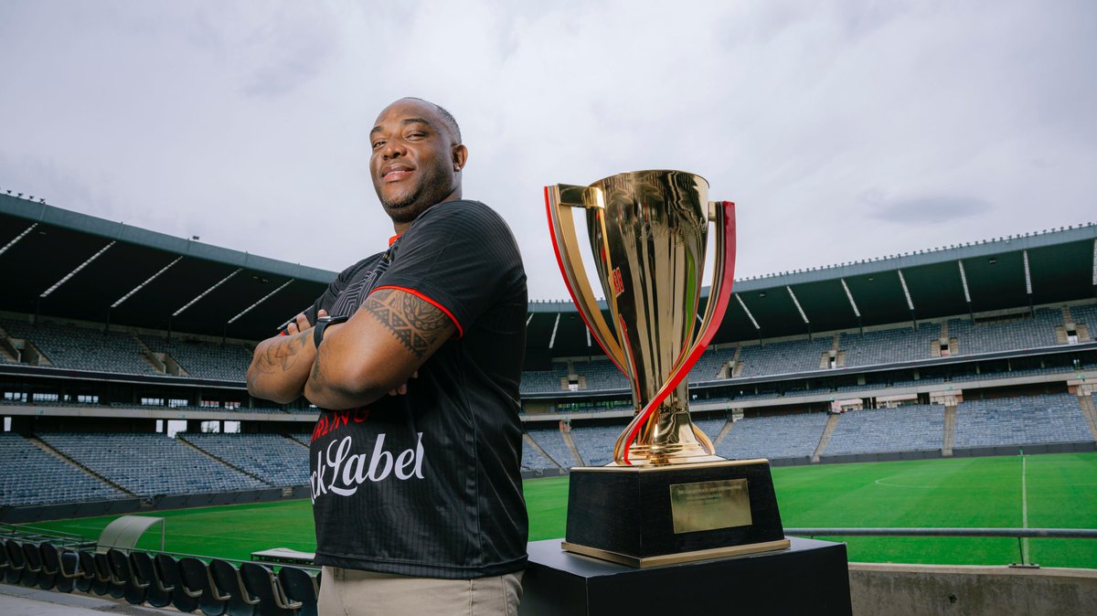 Champions! You have until 10h00 tomorrow to select
your Carling All-Stars team &amp; Coach. Tune in to Soccerzone this
evening to hear my thoughts on the upcoming #CarlingCup!