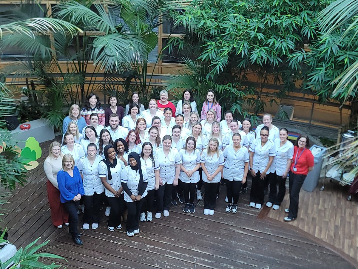 R_hayes514's tweet photo. And just like that four years comes to a close at @NursingDkit. Not sure if we’re ready for internship but here we go 😂. From theory to practicals N-TUTOR to DELTA projects truly a department that excels in valuing you as an individual and bring you through. The best four years https://t.co/mgCcwU5uxT