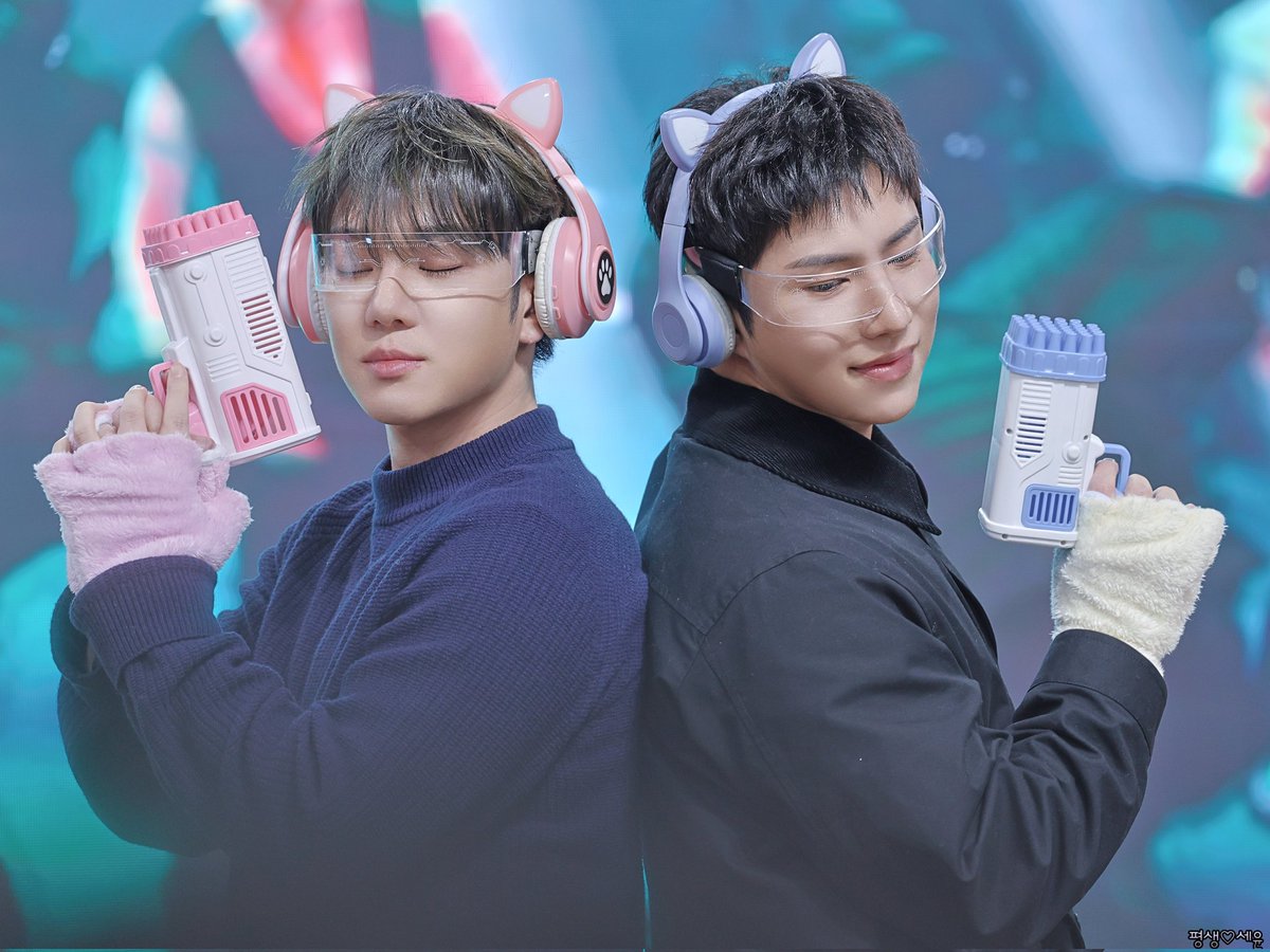 forever_sy22's tweet image. 241208 메이크스타 팬싸
귀욤 킹와우&amp;amp;꽈니😍
#ACE #에이스 #와우 #WOW #KIMSEHYOON #세윤 #김세윤