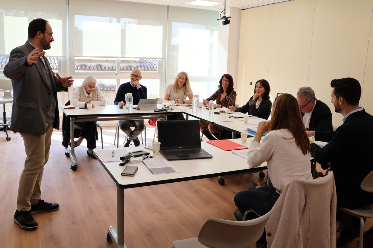 🆕El Institut Borja de Bioètica de la Universitat Ramon Llull (URL), promotor y coordinador del Comité de Ética de Educación de la FECC

👉Se trata del primer comité de ética en este ámbito del Estado español

📲bit.ly/3D5Ogs5