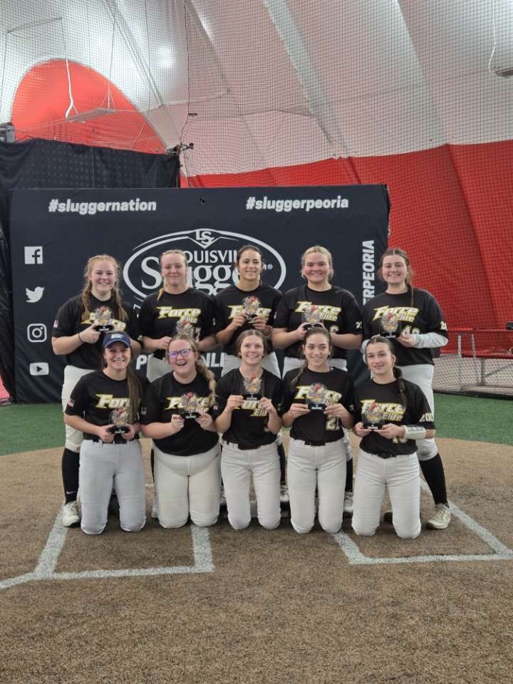 Softball40Walls's tweet photo. Congratulations to the Force Elite on winning the 18u Sleigh Bell Slammer @sluggerpeoria! @daci_walls @huhles2006 https://t.co/bsWXWtTUtD