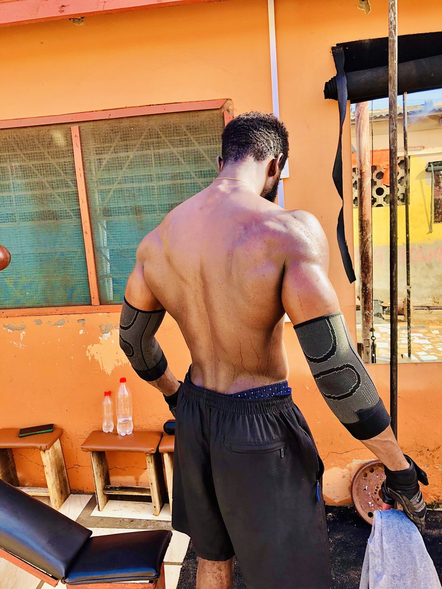 nanakobbie___'s tweet photo. Beast mode 🏋🏽‍♂️💪🏽

#NKFitness
#workoutmotivation 
#sstvi 
#TSTheErasTour 
#workout 
#FitnessGoals https://t.co/lX4Wx8vmfb