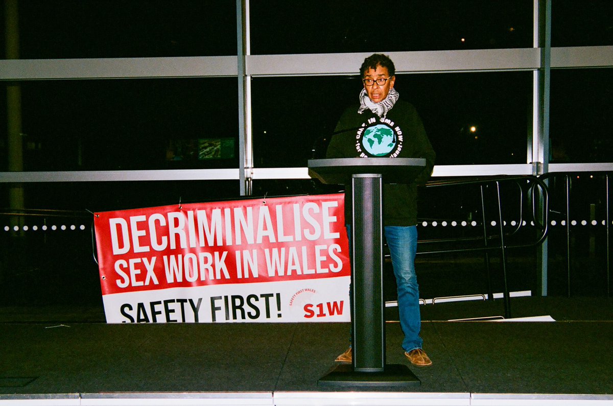 safety1stwales's tweet image. Speakers included representatives from the Street Workers Collective Ireland, @AgainstRape, Global Women Against Deportations, @AmnestyUK, @ProstitutesColl and @LeanneWood