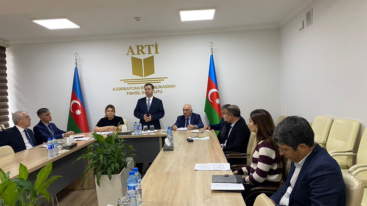 EduInstAZE's tweet image. Təhsil İnstitutunda təkmilləşdirilməkdə olan informatika fənn kurikulumunun müzakirəsi təşkil edilib.
Ətraflı: shorturl.at/YLPIF
#ARTİ #EduAz #ElmVəTəhsilNazirliyi #İnformatika #FənnKurikulumu #Müzakirə