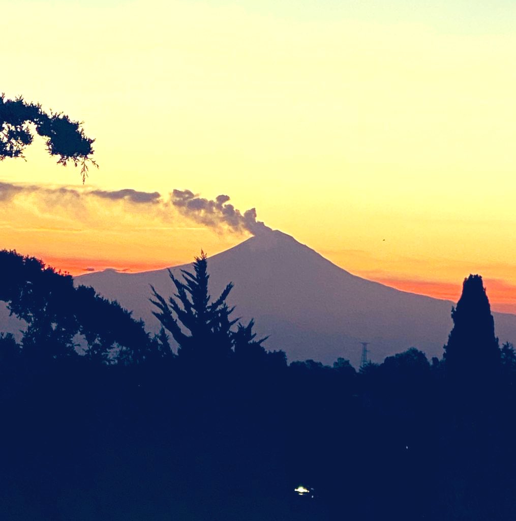 Comienza siendo tu mejor versión antes de recibir todo lo que te corresponde, en lugar de esperar a tener todo lo que quieres, para finalmente ser tu mejor versión. 
Comenzamos la que será una GRAN SEMANA con el único #CaminitoALaEscuela, el de <a href="/alfa913fm/">Alfa 91.3 FM</a> #DondeTodoNace.