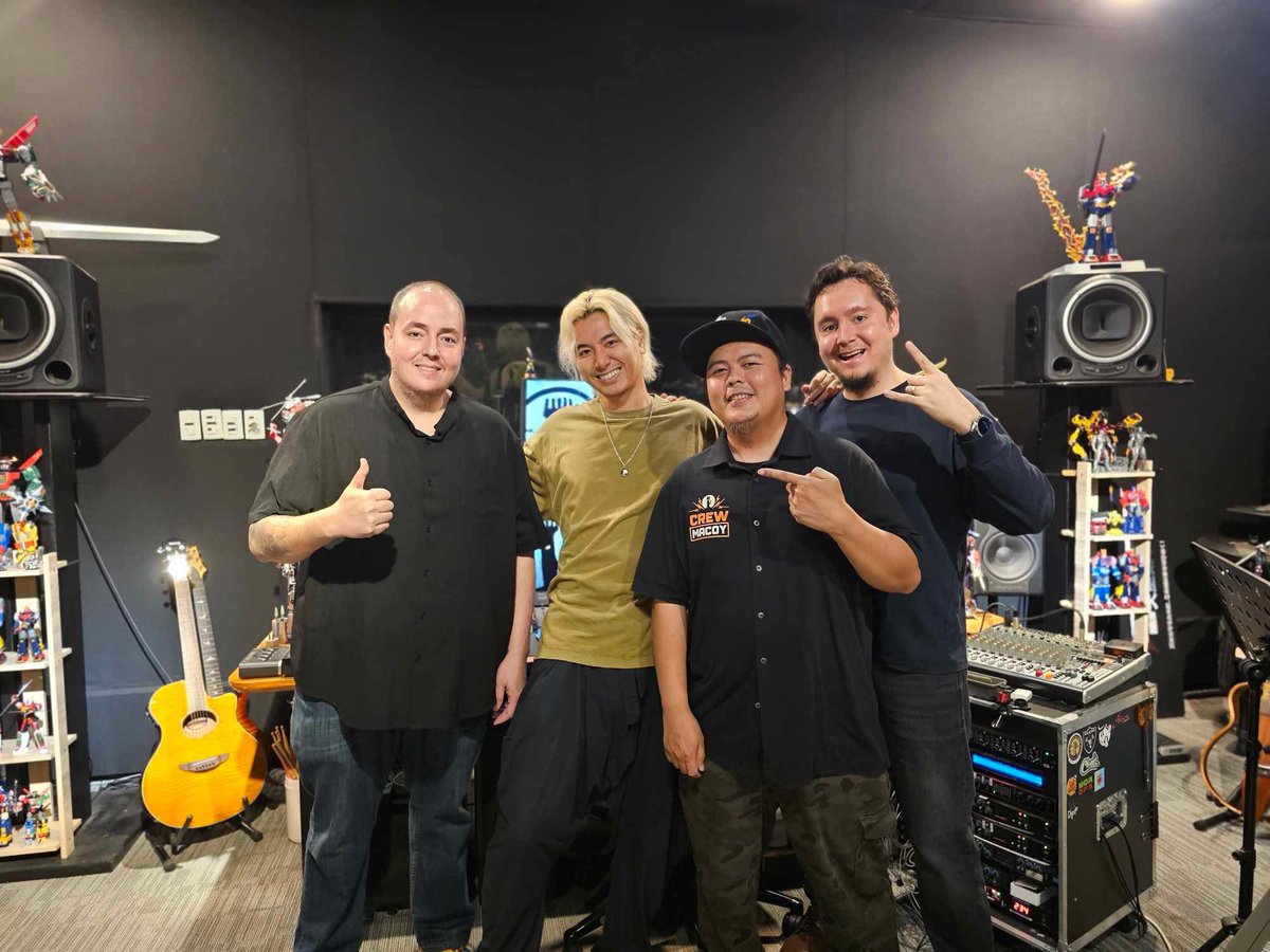 fujiikazehq's tweet photo. 📷 Kaze at Tower of Doom Studios in the Philippines 

📷 藤井風がフィリピンのタワー・オブ・ドゥーム・スタジオを訪問

🔗 https://t.co/KF3AGd6PPT

#FujiiKaze #藤井風 https://t.co/TNUvkJdV5Z