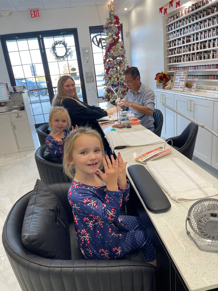 Idolnails_spa's tweet photo. #IdolNailsAndSpa #NailSpaJonesboro #NailSalonAR #JonesboroNails #BeautySpaJonesboro #ARNailArt #SelfCareJonesboro #PamperYourselfAR #NailLoveJonesboro #JonesboroSpa #TopNailSalonAR #JonesboroRelaxation https://t.co/ryowt1vZ4g