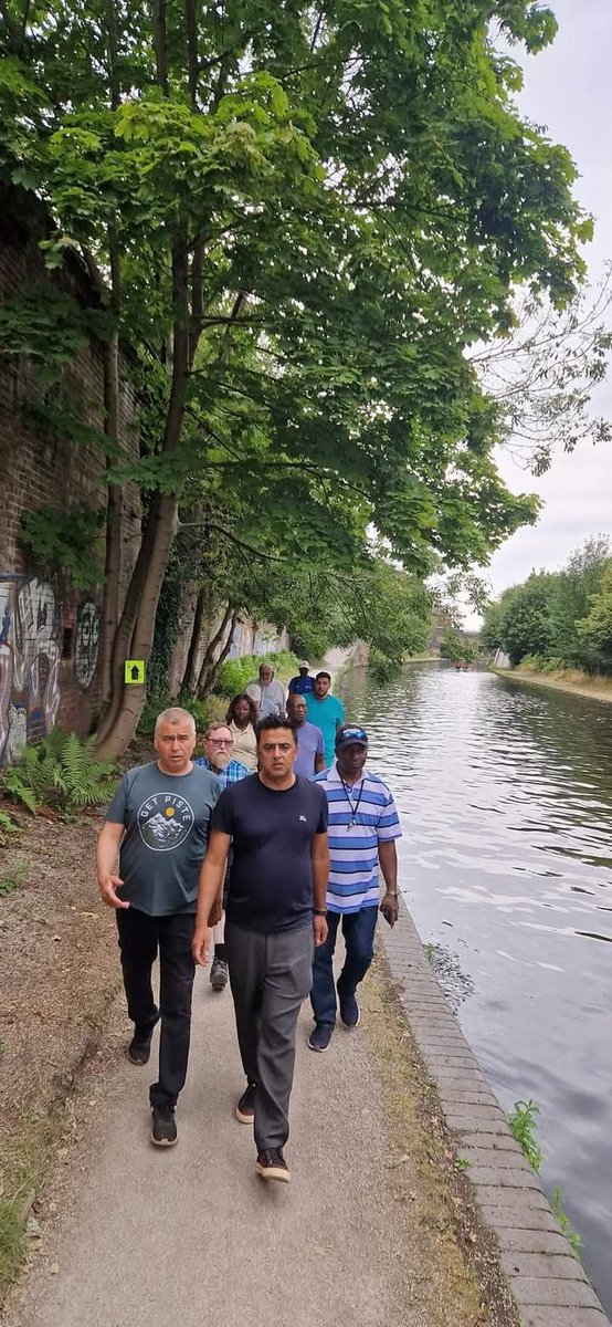 run_taz's tweet photo. It's our day to celebrate with #WaterfrontMagazine who are joining our Walk with a Doctor.
Please join Michael, Craig and myself for a special walk as they capture some images and interviews which will be shared with all friends of @CanalRiverTrust
@CRTWestMidlands
#letswalk https://t.co/a4XbbYgNdD