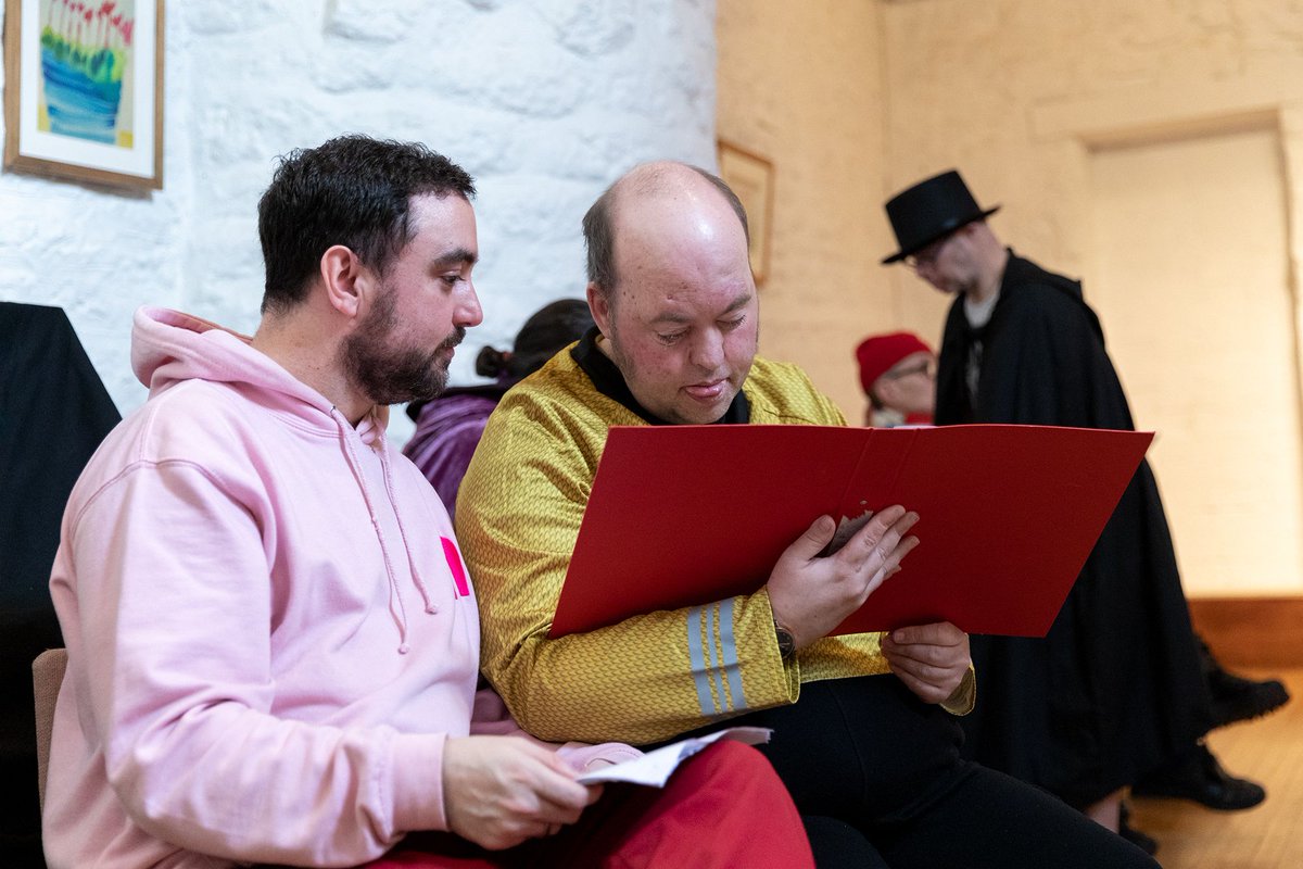 Not to wish the week away, but we can’t wait til Friday 🤩

We’ll get to share this year’s wonderful Christmas performance created by the members of The Croft @camphillvillag1.

But for now we’ll just reminisce about last year’s production, captured here by @james_a_drury.