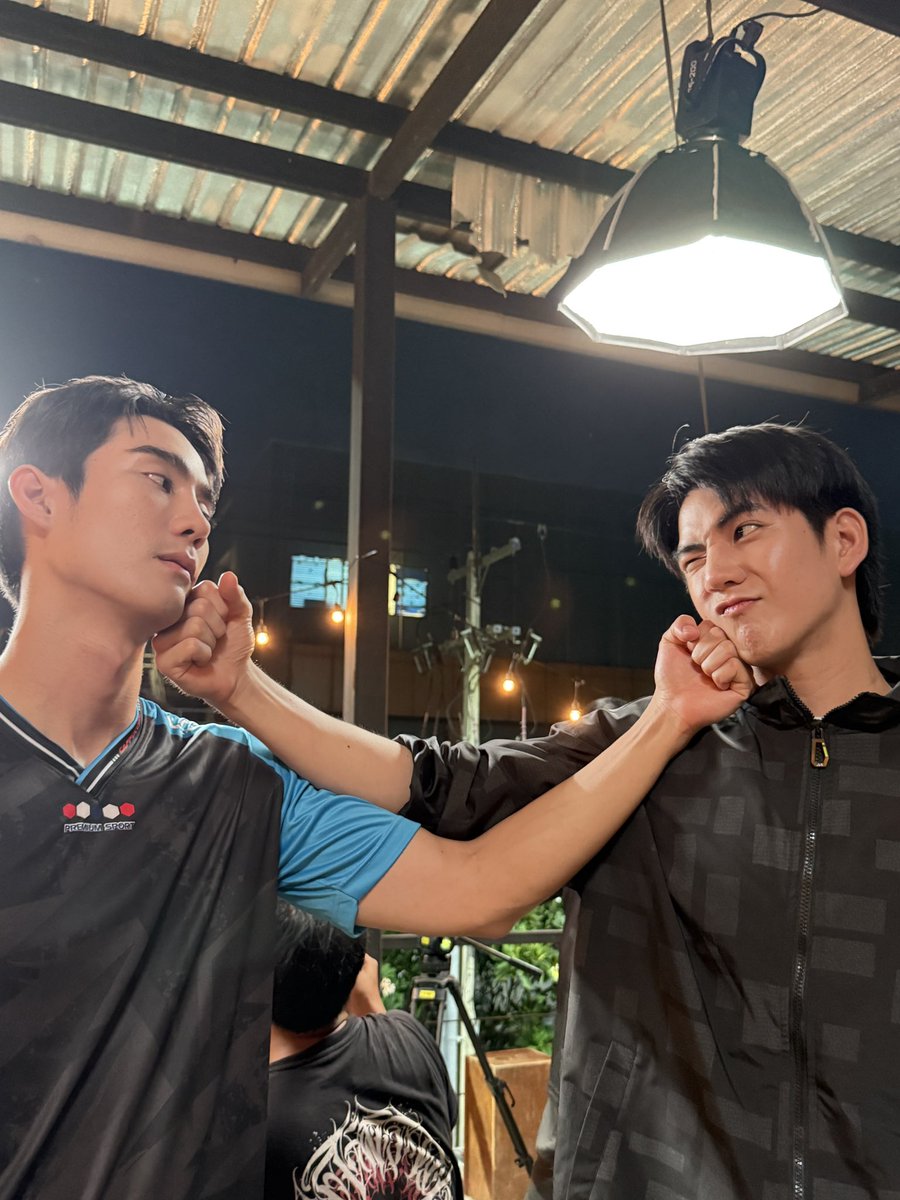 fforcejs's tweet photo. สักฝุ่นไหมท้องฟ้า มายุ่งกับคนของอนล @Sea_tawinan #Perfect10LinersEP7 https://t.co/0y1szlpxWt