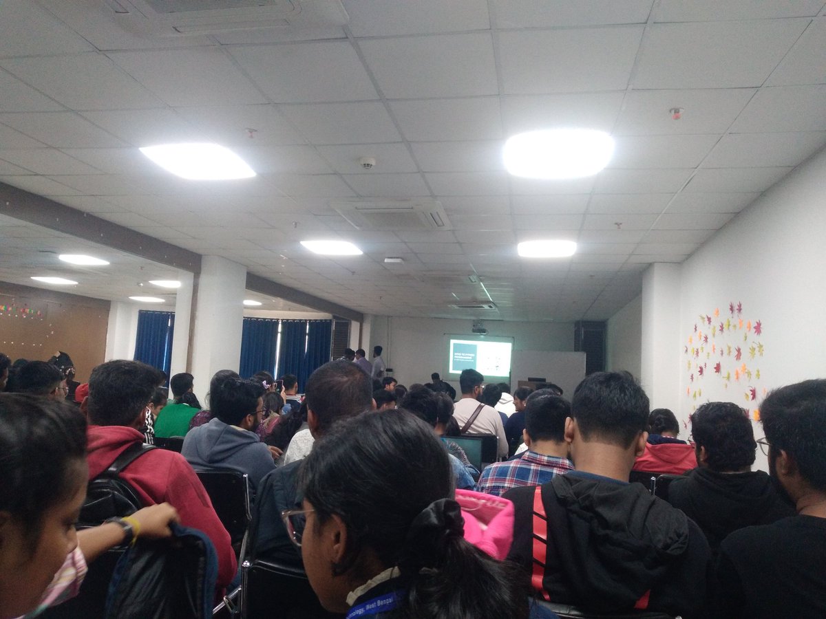 ShreyaushiD's tweet photo. Attended a fantastic #Python workshop today! Organized by @gdscmakaut .Met some amazing people, learned a ton, and had a blast. Can't recommend it enough @Adi_7015 , #PythonWorkshop #CommunityFirst" https://t.co/S3kpwimdUN
