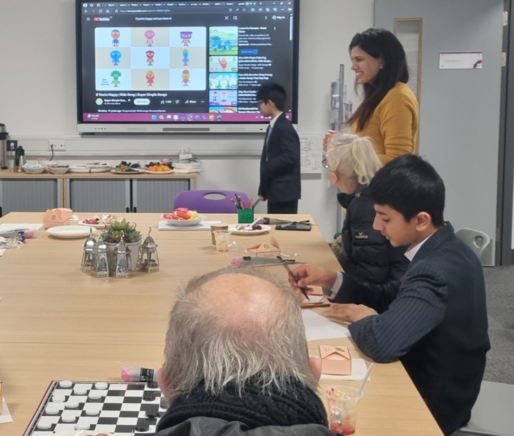 edenboysbford's tweet image. We invited residents from Greystone nursing home to our school- lovely to see compassion care and kindness with games, food, and gifts for the elderly citizens.
#WeAreStar #WinterGiftProgramme #Service #SpreadingKindness