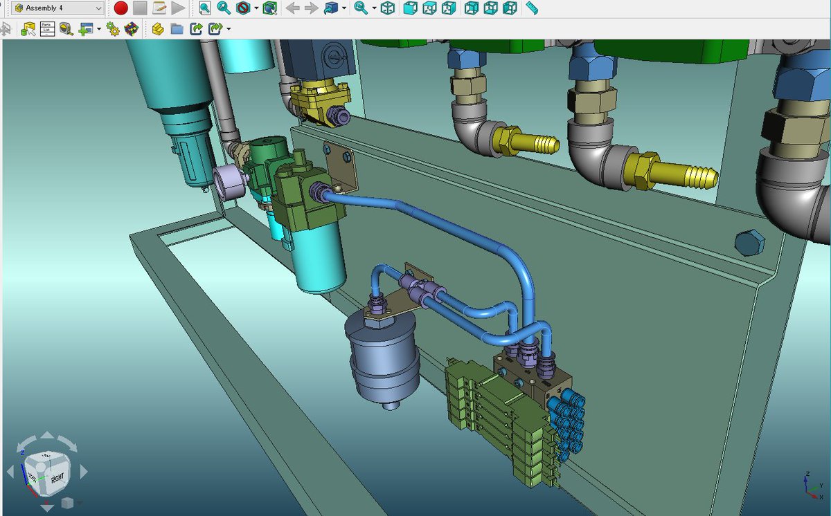 sy_paladin's tweet photo. #FreeCAD #Assembly4
表面加工装置(空想)の空気系統図です。🐌
現役時代(40年前)は、空気系統図(2D)を作図するだけ。😅
組付けは職人が担当。
隠居者にとって、FreeCADは現物を扱える気分になれて、とても楽しいです。🥰 https://t.co/nQcjOSXcc6