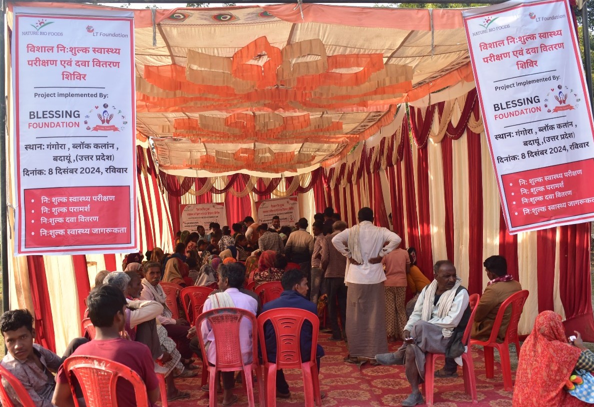 We_BlessingF's tweet image. 🌟 Blessing Foundation’s Free Medical Camp in Gangora Rafiabad Kalan, Shahjahanpur served 600+ people with free checkups, medicines, and health guidance. 💉✨

Thank you to our doctors, volunteers, and supporters! 🙏💙 #HealthcareForAll #CommunityCare #BlessingFoundation