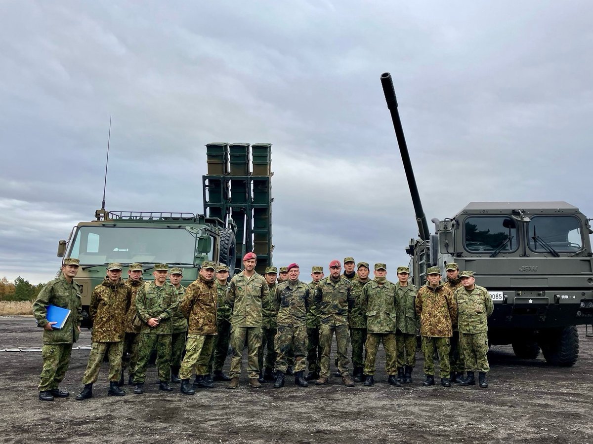 🇩🇪🇯🇵#JGSDF received 3 young DEU officers to the training program in 1st Airborne Brigade and the exchanges in Ground Staff Office, Fuji School and IPCAT from 11 NOV to 7 DEC 2024. #FreeandOpenIndoPacific