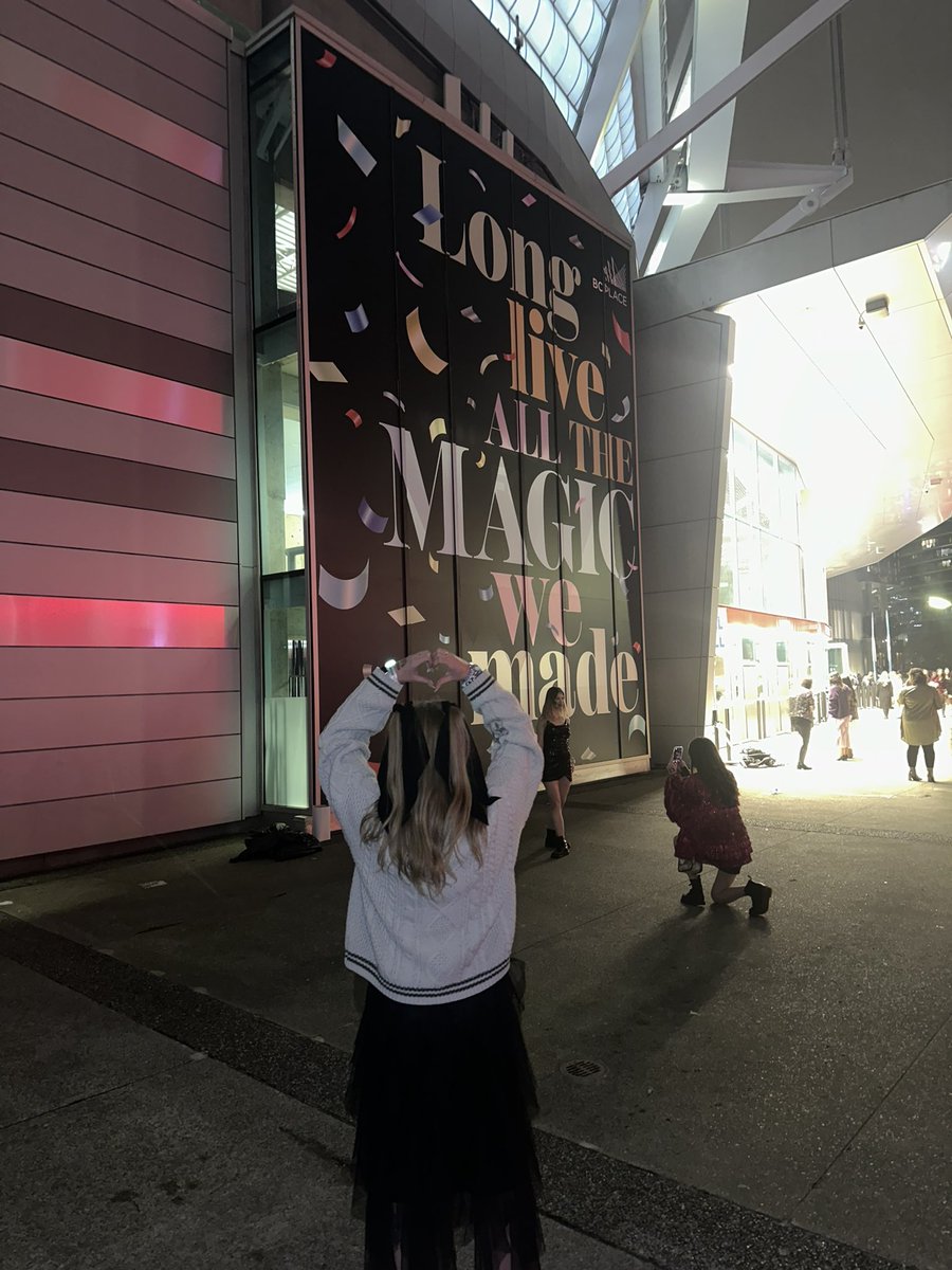 swiftie1ncanada's tweet image. my beloved eras tour.
i can’t even begin to think about how to eloquently put into words how much this tour means to me. but i’ll try. this tour has been the experience of a lifetime for me. because of this tour i got to leave my own country for the very first time, and…