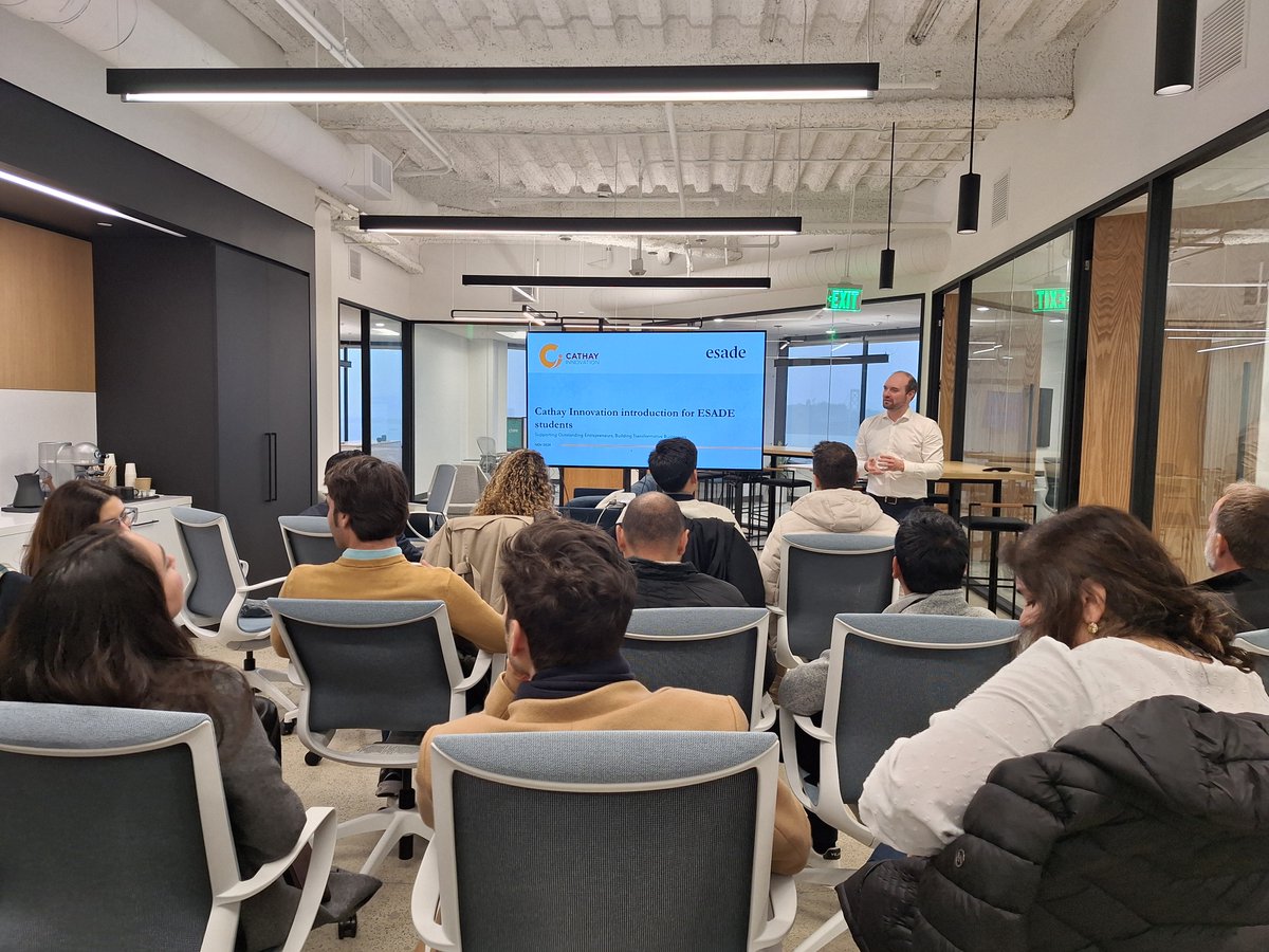 EsadeExecEd's tweet photo. 🌍L@s participantes de los #EsadeEMDBIE y #EsadeEMMV han viajado a @UCBerkeleyExt para una International Week única: colaboraron con startups, trabajaron en soluciones disruptivas y conectaron con el ecosistema de Silicon Valley. ¡Gracias por demostrar que la innovación lidera el futuro! 🚀