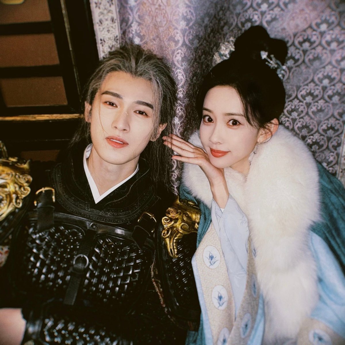 dechampa_'s tweet photo. นี่คือพระเอกที่มีหลักฐานมัดตัว การันตีว่าเมิ่งเจี่ยชอบทรงผมนี้มากจริงๆ555555555

#บุปผาเหนือลิขิต 
#จิ่วฉงจื่อ #九重紫 #Blossom https://t.co/oYMZUqOTW2