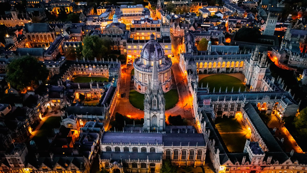 Good luck to all candidates doing their Oxford interviews over the next couple of weeks 🤞 

📷 Instagram | Juncao_Oxford

#ApplyingToOxford