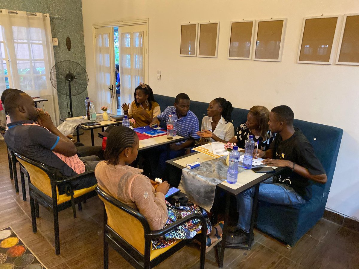 GroupeCIDEsoli's tweet image. Café rencontre du GroupeCIDE Beau vent/ yolo samedi 07 décembre embre 2024.

Rejoignez le Groupe CIDE Solidarité en appelant au  0815 452 055

#caferencontre #groupecide