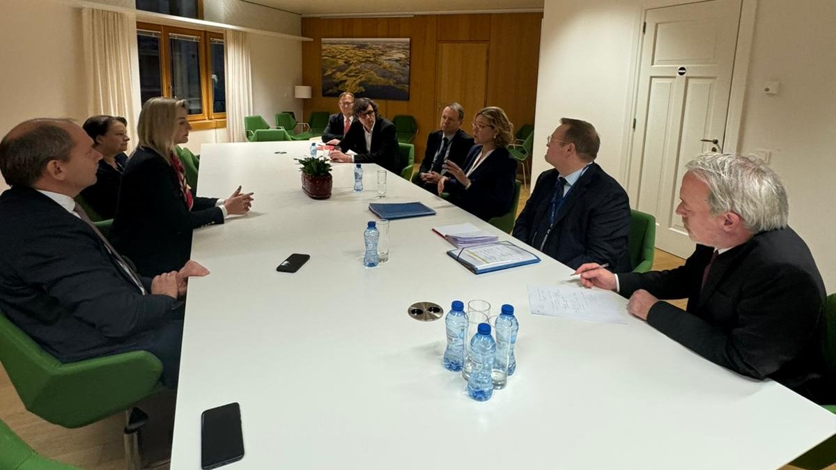 In the margins of Telecom Council, ViceMin <a href="/vaiciukeviciute/">Agne Vaiciukeviciute</a> &amp;our team had a great discussion on collaboration between #EU &amp; <a href="/ITU/">Int’l Telecommunication Union</a> w/EVP <a href="/HennaVirkkunen/">Henna Virkkunen</a> &amp; DSG <a href="/tlamanauskas/">Tomas Lamanauskas</a>. Happy to see these organisations working together for the common goal-bringing power of digital to everyone.