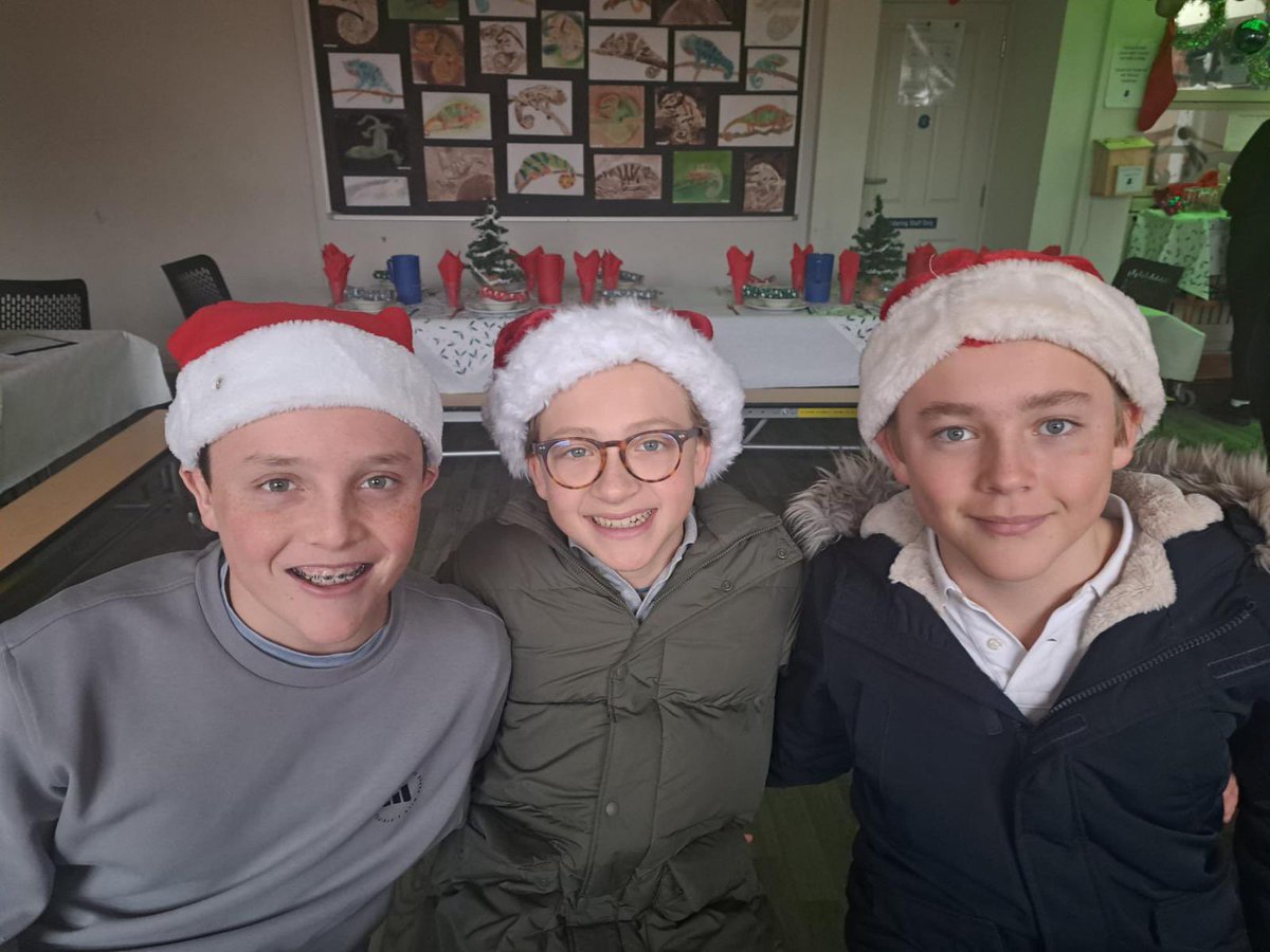 Christmas fun for our boarders yesterday, ahead of our last week of term! 🎄 #farleighboarding