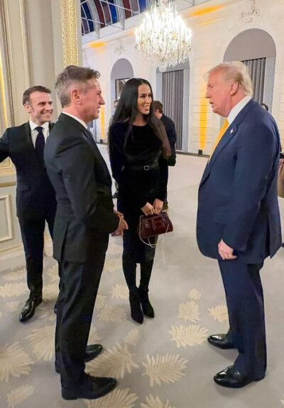 TopnewsSi's tweet photo. “Pozdravi mojega prijatelja Janeza Janšo” – Desni del tvitosfere “boli” srečanje Goloba s Trumpom
https://t.co/0j6qEVqzkH https://t.co/HdIwohrEnM