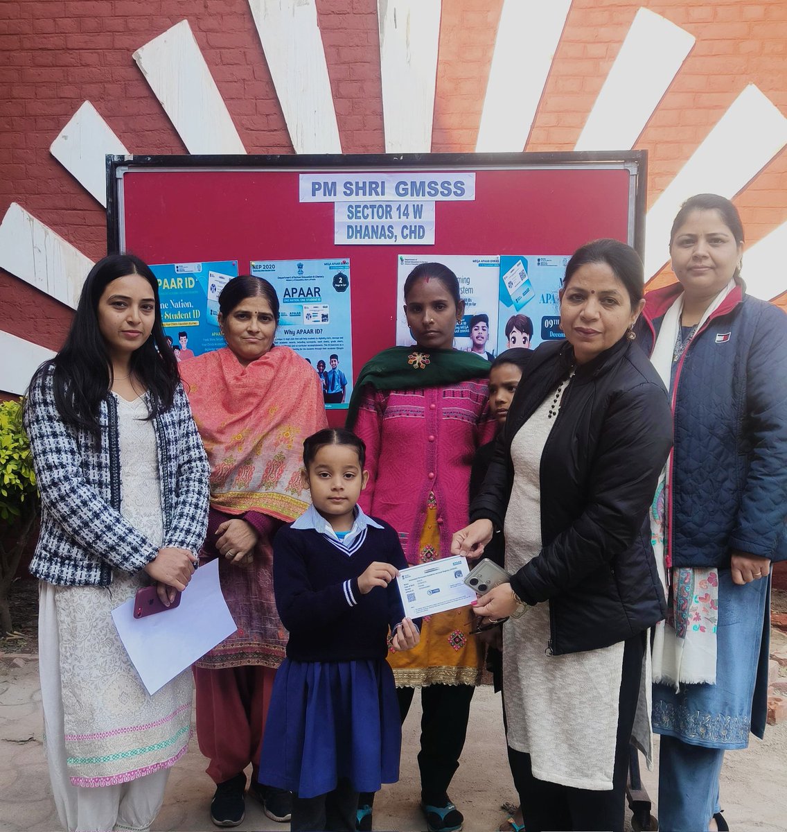 SchoolEduChd's tweet photo. #PMShri @gmsssdhanas
#APAARID
Students and parents are giving an overwhelming response to the enrollment. Rally was carried out to sensitize the community.
#DigitalIndia
#9thDec
@PMOIndia
@EduMinOfIndia
@DselEduMinistry
@chandigarh_admn
@ncert
#APAAR #OneNationOneStudentID #SchoolEducation #NEP2020 #DigitalIndia