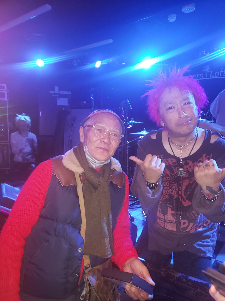 Bingoresonator's tweet photo. 昨日はアナーキストカーニバルin下北沢で楽しかった。
色んな人大集合でパワーもらいました。
#chaos
#ourobros
#暴走ライン
#koSHITantan https://t.co/kEcyexLyqH