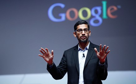 JBchelly's tweet photo. NEWS🚀:  Sundar Pichai has teased a profound transformation for Google Search in 2025

“I think we’re going to tackle more complex questions than ever before,” Pichai said at the DealBook Summit. With AI-driven innovations like Gemini and search summaries already rolling out.
#AI https://t.co/uKL5NemkH8