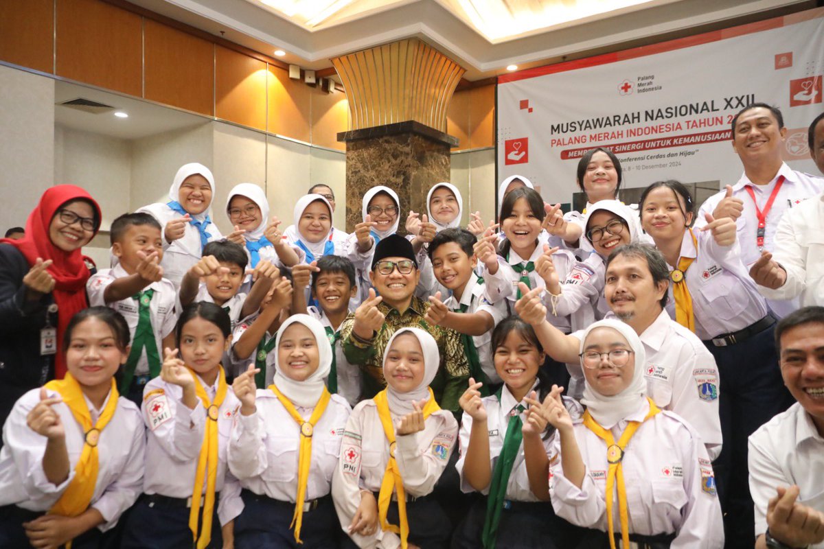 cakimiNOW's tweet image. Selamat kepada PMI @palangmerah yang telah melangsungkan Munas. Saya mengapresiasi PMI yang selalu solutif di tengah berbagai krisis.
.
PMI adalah bagian integral dari upaya mewujudkan pemberdayaan masyarakat. Bersama-sama kita bersinergi menjadi bagian solusi kemanusiaan