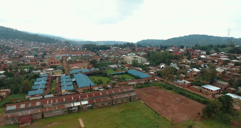 Poco si sa sul #focolaio che sta colpendo la comunità rurale di Panzi, nella Repubblica Democratica del Congo. Quali sono le condizioni delle strutture sanitarie in questa zona? E cosa sappiamo di eventuali #contagi al di fuori del Paese africano? Ne parliamo alle 11:30 su