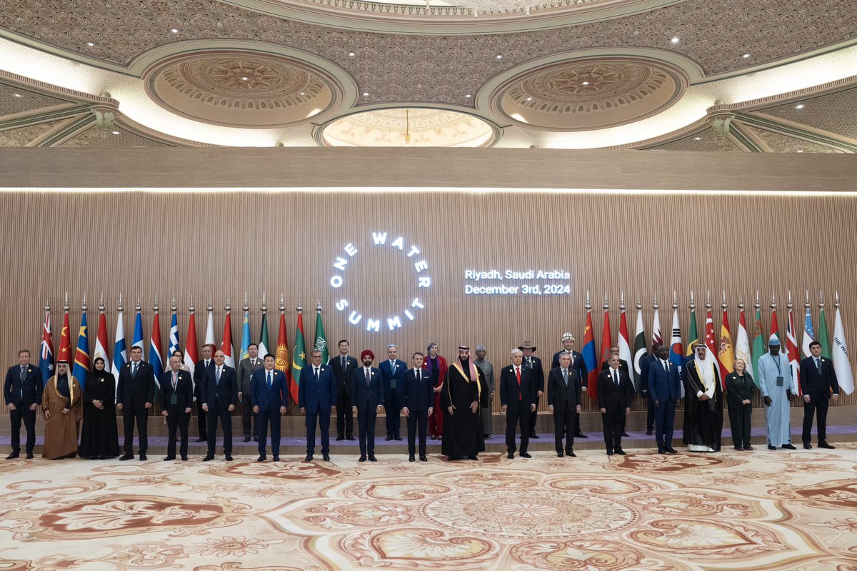 One Planet Summit (@oneplanetsummit) on Twitter photo Elevating the issue of water at the highest political level at the #OneWaterSummit 👏
Heads of State & Government & Ministers met in the sidelines of <a href="/UNCCD/">UN Land and Drought</a> COP16 🇺🇳 to put forward the #water agenda as pivotal for human & economic development.
The momentum must continue! Elevating the issue of water at the highest political level at the #OneWaterSummit 👏
Heads of State & Government & Ministers met in the sidelines of <a href="/UNCCD/">UN Land and Drought</a> COP16 🇺🇳 to put forward the #water agenda as pivotal for human & economic development.
The momentum must continue!