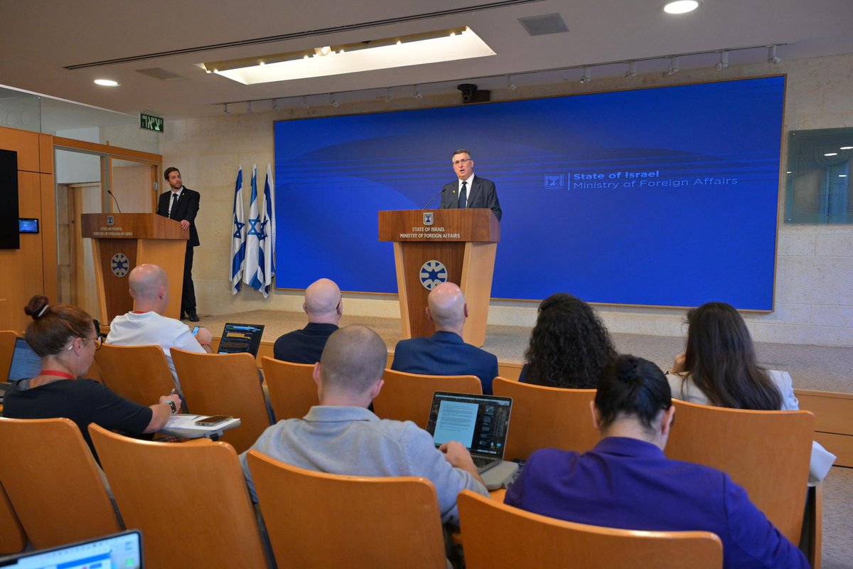 gidonsaar's tweet photo. In a briefing to foreign press this morning at the Ministry of Foreign Affairs, I emphasized the importance of protecting minorities in Syria. The attacks on the Kurds, as we saw yesterday in Manbij, must stop! We are discussing this with our friends in the U.S. administration and other countries. The international community has a moral obligation toward those who fought bravely against ISIS and are also a stabilizing force in Syria!