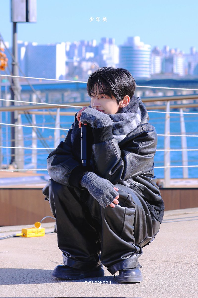 少年美 tweet media