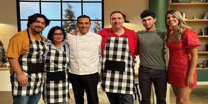 GetWhiskedAway's tweet photo. East Brunswick chef crowned winner on Buddy Valastro's new Hulu cooking show

https://t.co/w4vmcjVTAl

#WhiskedAway

Chef Maricel Gentile was crowned champion on an episode of Buddy Valastro’s new cooking competition series “Holiday Recipe Rumble." https://t.co/ddOWnVrDqC