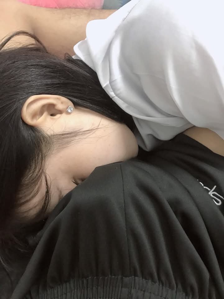 kysibdsm's tweet photo. Tựa vào anh, cảm thấy bình yên
Ở đây ko có ưu phiền https://t.co/sQ18MA5zDD