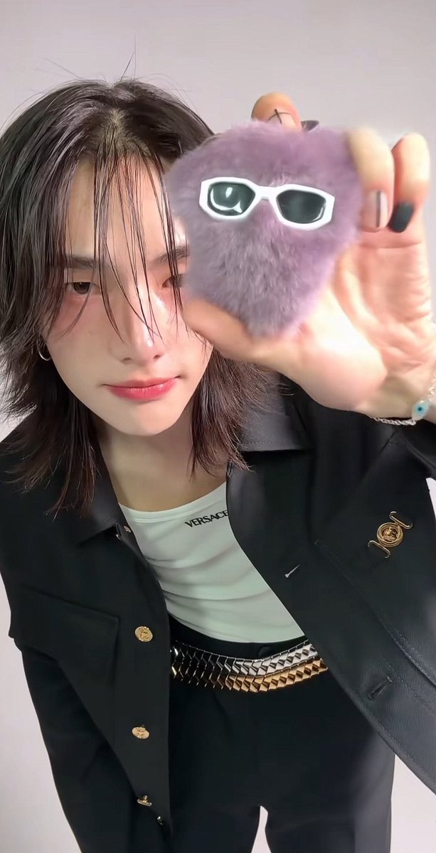 still can't get over how pretty he is here 🥲