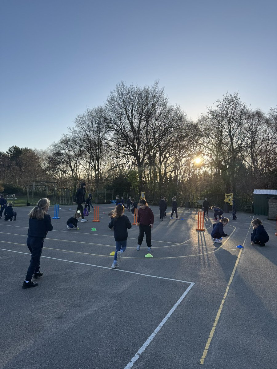 A beautiful morning for Y2 to work on their cricket skills! 🏏 ❄️ ☀️