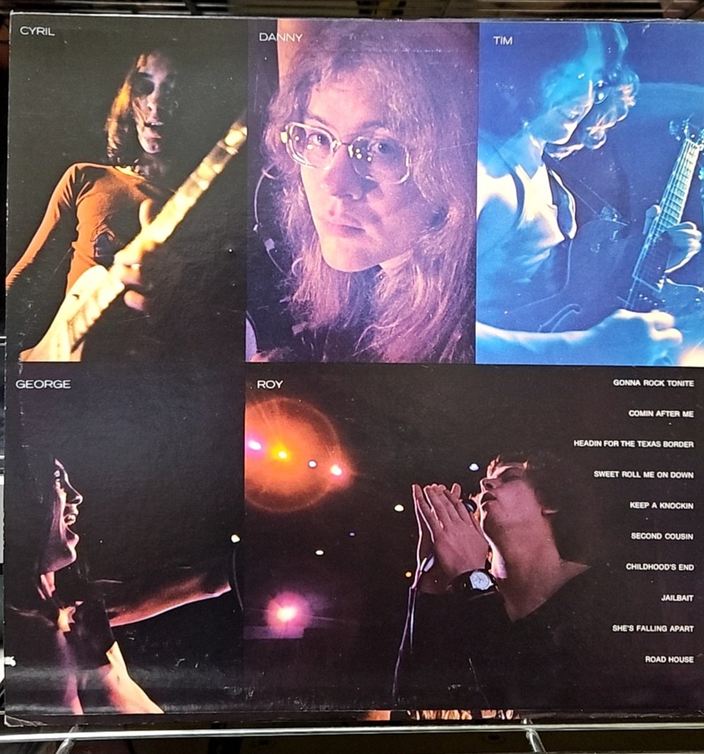 sexyedamurajap1's tweet photo. #FLAMINGROOVIES
#ใใฌใคใใณใฐใซใผใดใฃใผใบ
#theflamingroovies
#Flamingo
#CyrilJordan
#RoyLoney
#TimLynch
#GeorgeAlexander
#DannyMihm
#gonnarocktonite
#sweetrollmeondown
#keepaknockin
#secondcousin
#shesfallingapart
#roadhouse
#Garagerock
#POWERPOP
#PUBROCK
#ROCKNROLL
#vinyl
#LP https://t.co/7ULJrlp7uj