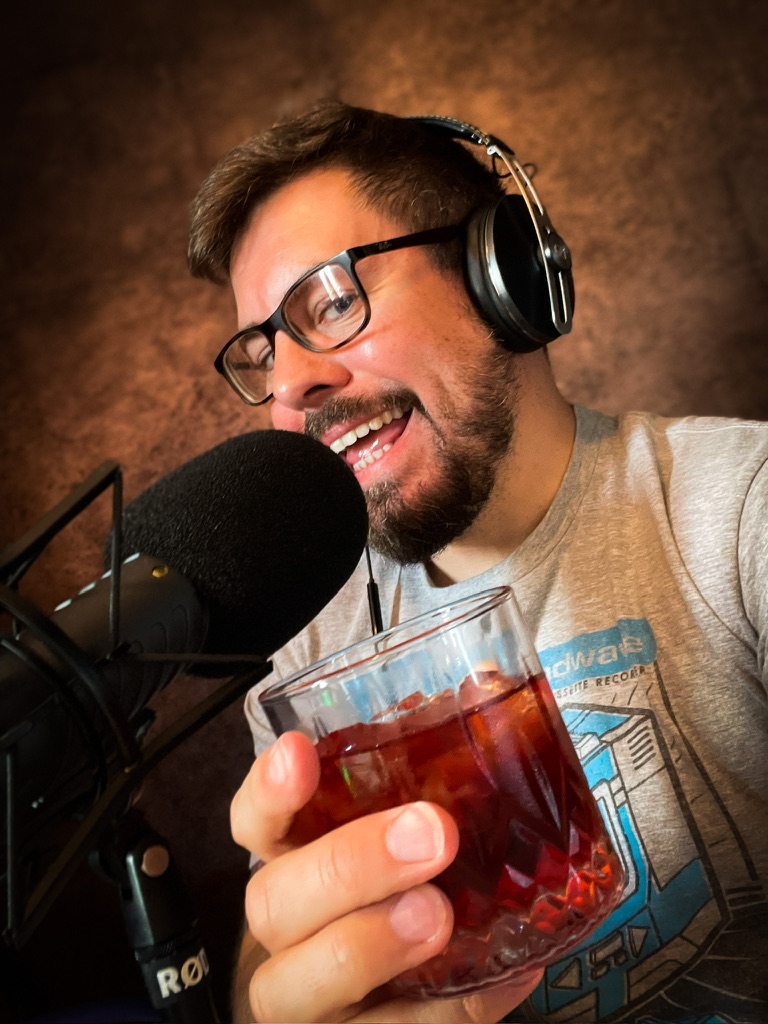 Hello lovely peeps! Did you know that our latest episode is out now? We interview the delightful Ruby &amp; Cole to find out about their swinging journey! Check it out here: open.spotify.com/episode/4xEN30…