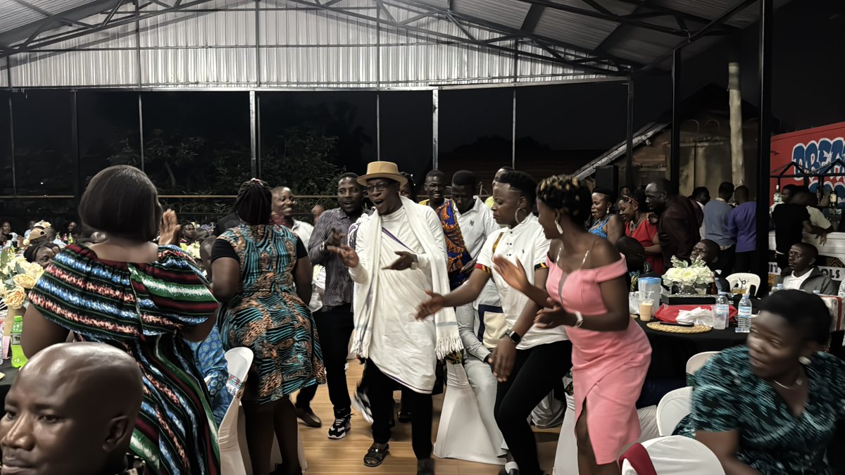 trinityschug's tweet photo. We were clearly having way too much fun🤩💃, the dance moves and smiles said it all at our end-of-year staff party. It was a joyous celebration of the hard work and dedication of our amazing team👏

#trinityprimaryschool #appreciationpost https://t.co/RMidqMQhVK