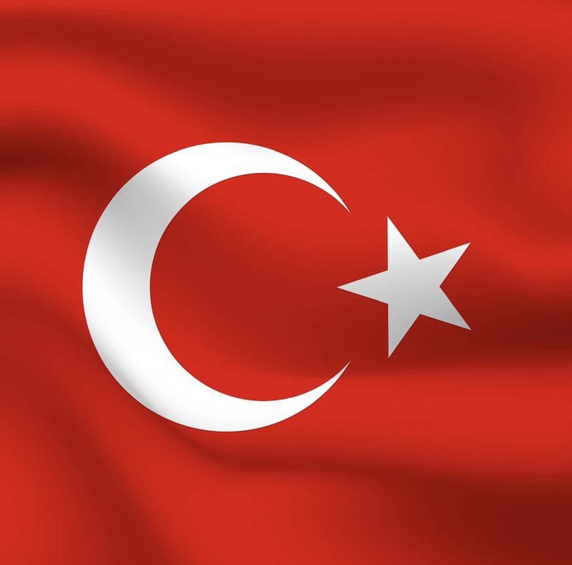 alitekin_63's tweet photo. Isparta’da askeri helikopterin düşmesi sonucu şehit olan kahraman askerlerimize Allah’tan rahmet, ailelerine ve yakınlarına başsağlığı diliyorum.

Milletimizin başı sağ olsun.🇹🇷

#ısparta #helikopte #şehit

@RTErdogan 
@Akparti https://t.co/4yCrQihKHo