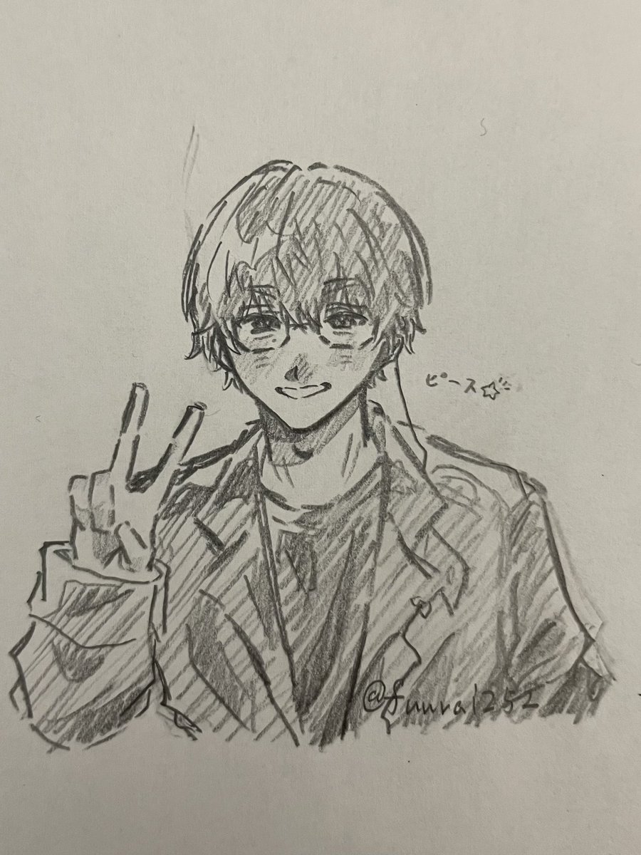 落書きピースibk✌️😆
どうでもいいけど目描く時は目と目の間に目一個分入るぐらいスペース開けるように意識してます👍