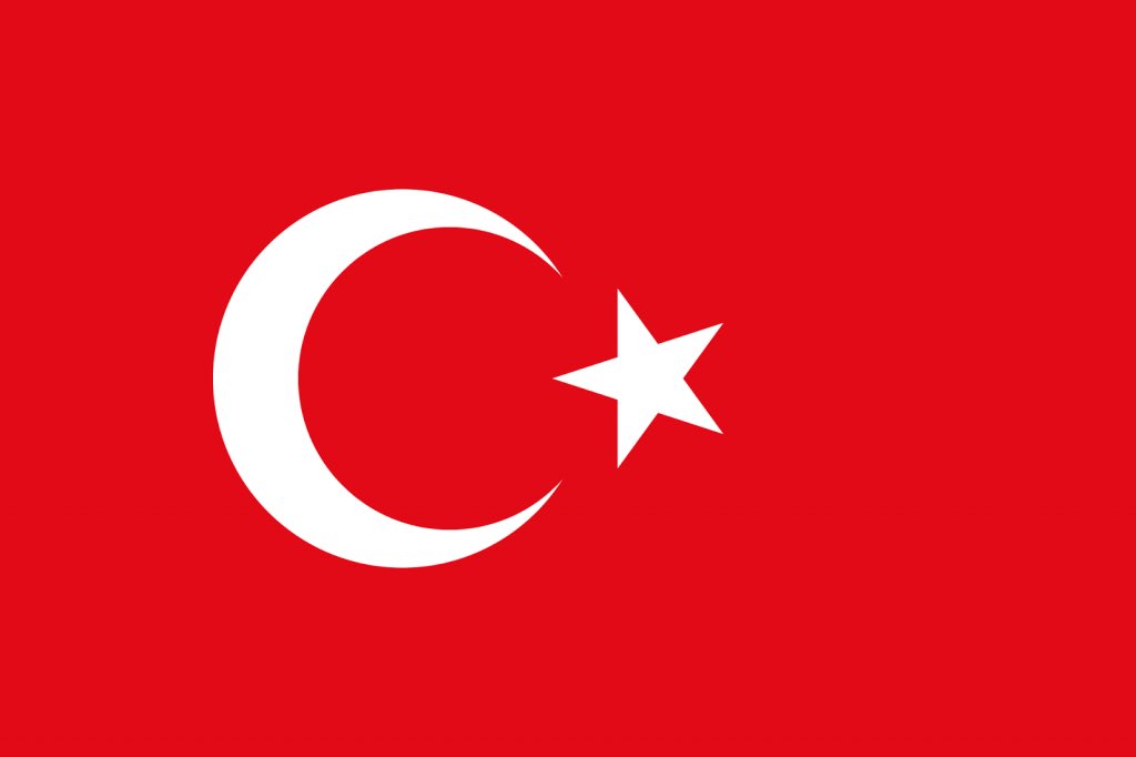 🇹🇷 Isparta’da eğitim uçuşu sırasında askeri helikopterin düşmesi sonucu şehit olan askerlerimize Allah’tan rahmet; milletimize başsağlığı dileriz.