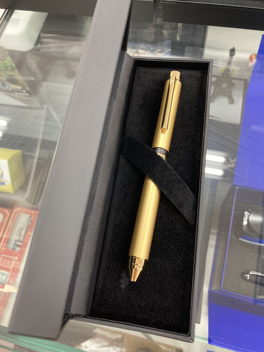 新商品】 #ゼブラ より、「シャーボX 金軸」が入荷いたしました。 多